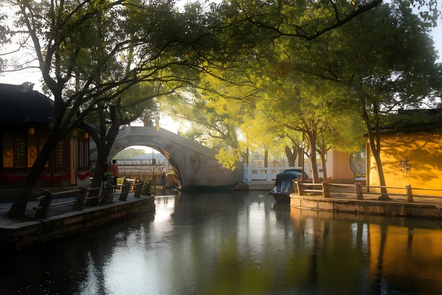 One-Day Tour to Zhujiajiao Water Town