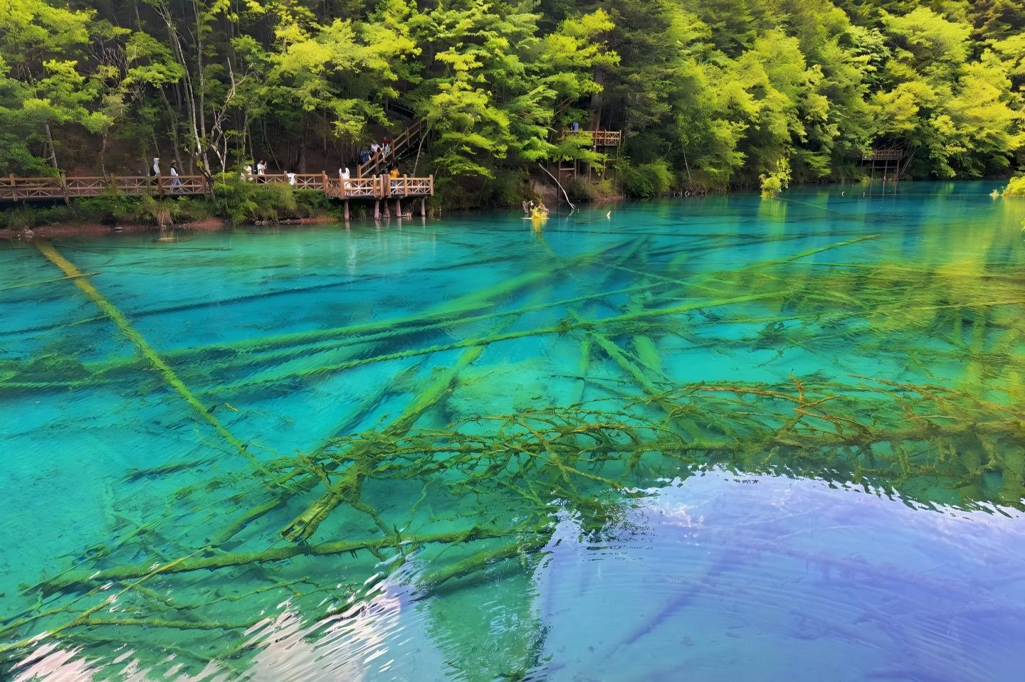 Impressive "Nine Village Gully"