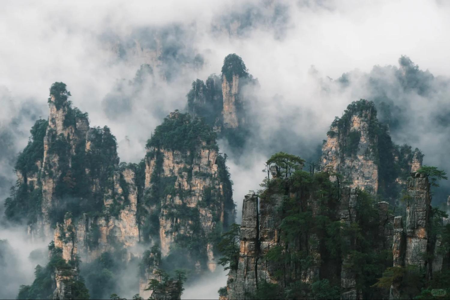 Yellow Stone Village and Yangjiajie