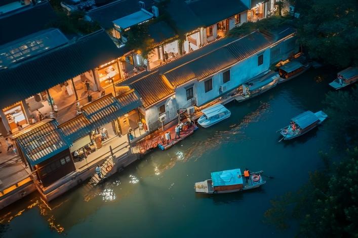 Tongli Water Town & Return to Shanghai