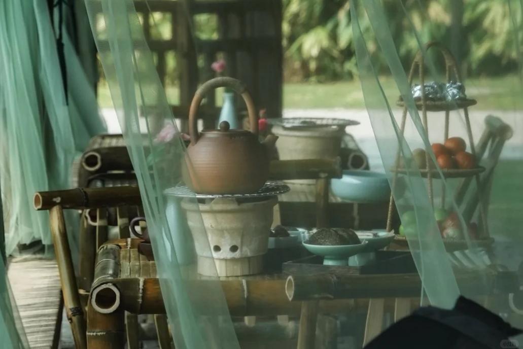 China Knives, Scissors and Swords Museum, China Umbrella Museum, China Fan Museum, Hangzhou Workmanship Demonstration Pavilion, Cruise on the Beijing-Hangzhou Grand Canal, Xiangji Temple, Umbrella Painting Experience