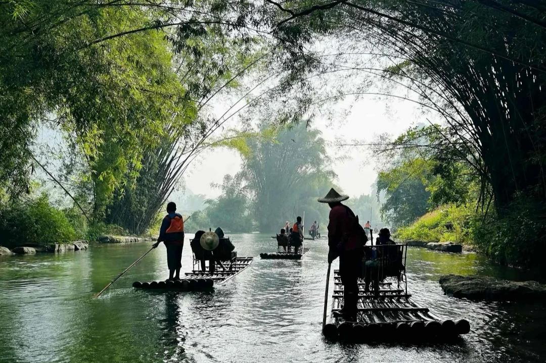 Guilin to Yangshuo - Li River Cruise
