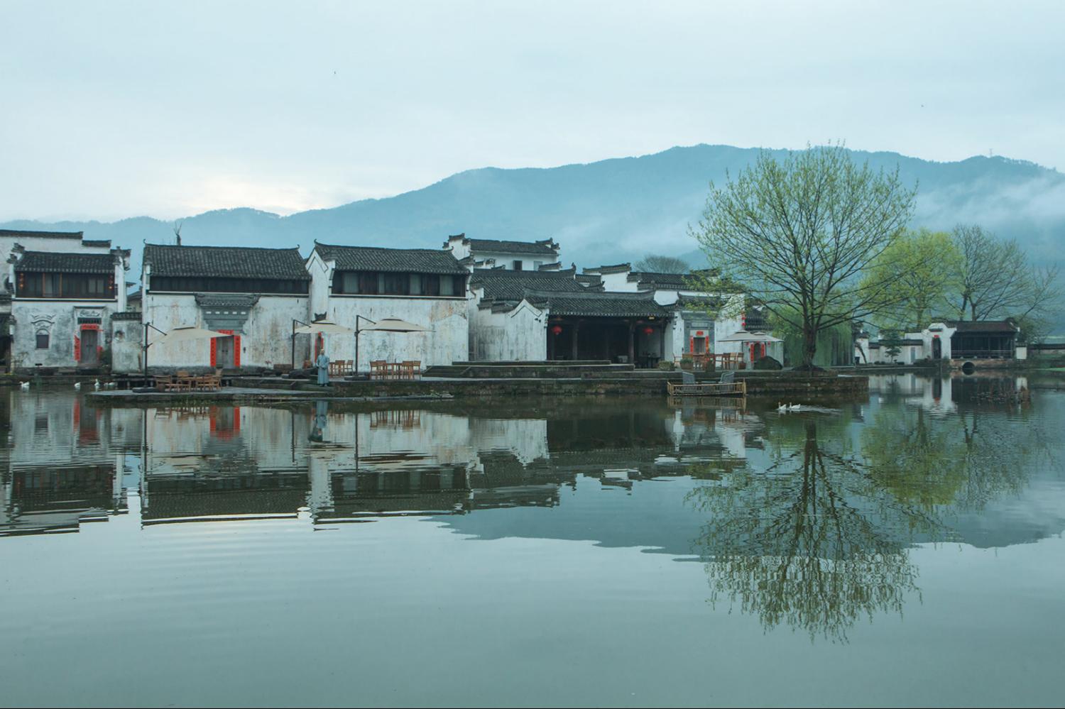 Hongcun Village, Departure