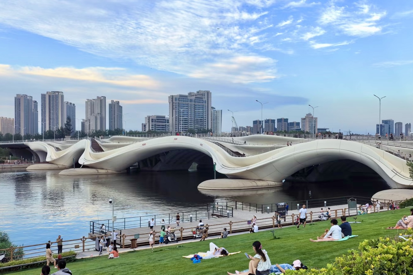 Head to Tongzhou District