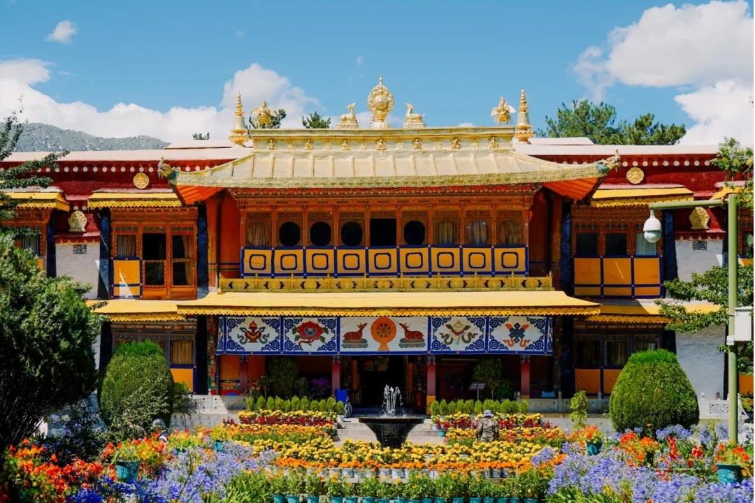 Lhasa | Experience Tibetan Buddhism