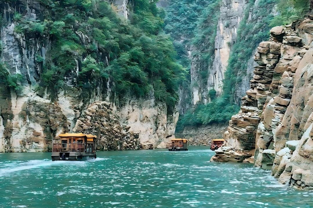 Yangtze River Cruise: Shennv Stream