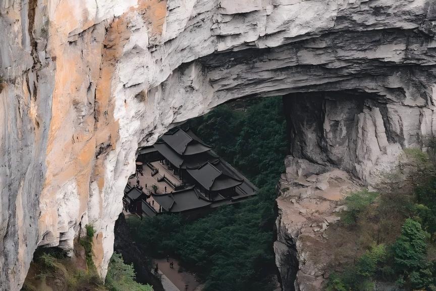 Nature's Masterpiece in Wulong