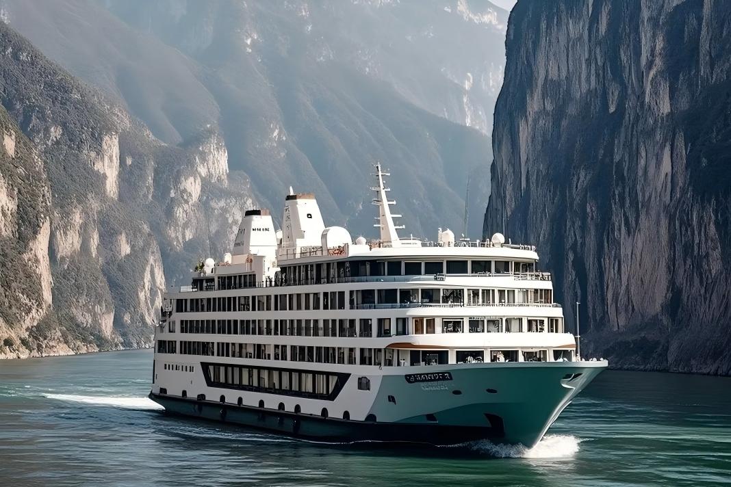 Yangtze River Cruise: Mt. Shuanggui